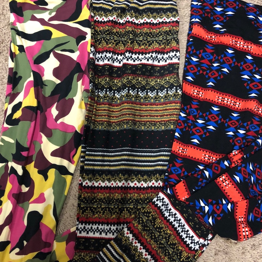 2 Agnes and Dora leggings, 1 Capri lot.